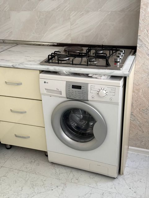 Lg 5 kg paltaryuyan satılır 230₼. işlək vəziyyətdədir. Ünvan Masazır — Bakı