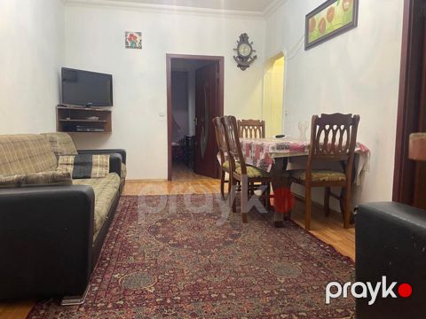 İcarəyə verilir 3 otaqlı köhnə tikili 70 m²