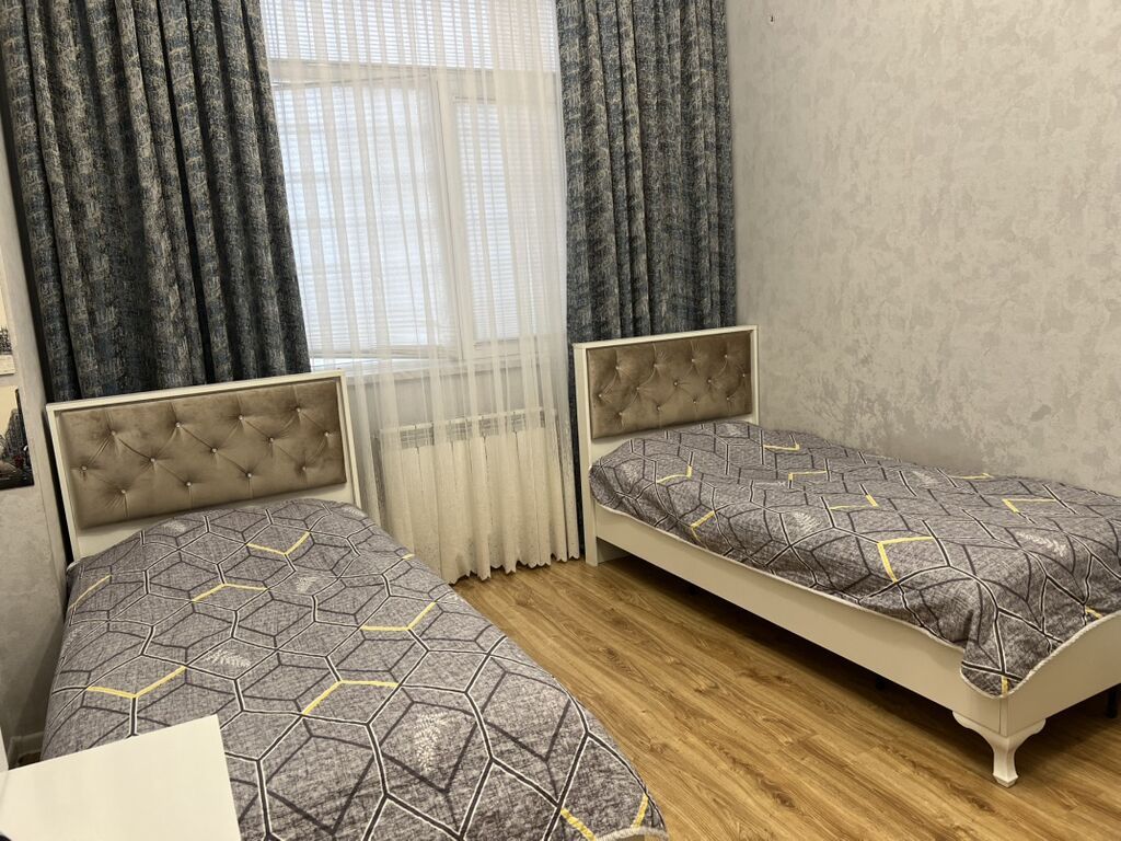 İki ədəd tək nəfərlik çarpayı dəsti - Ölçü: təxmini 90x200 sm — Mebel, Bakı (3)