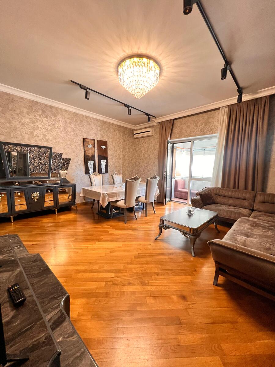 Satılır 4 otaqlı yeni tikili 160 m² — Mənzil, Bakı (2)