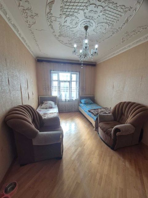 Satılır 2 otaqlı köhnə tikili 60 m² — Bakı