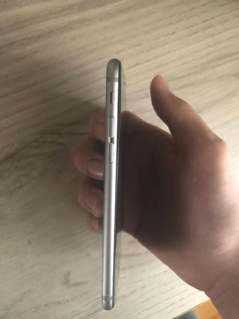 IPhone 6s, Space Gray, Barmaq izi — Digah