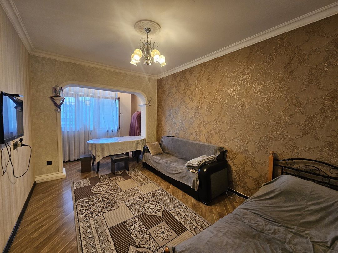 Satılır 2 otaqlı köhnə tikili 60 m² — Mənzil, Bakı (3)
