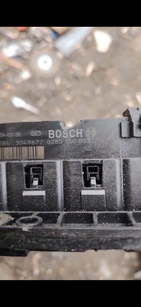 BMW E60 sürətlər qutusunun platası — Ehtiyat hissələri və aksesuarlar, Bakı (2)