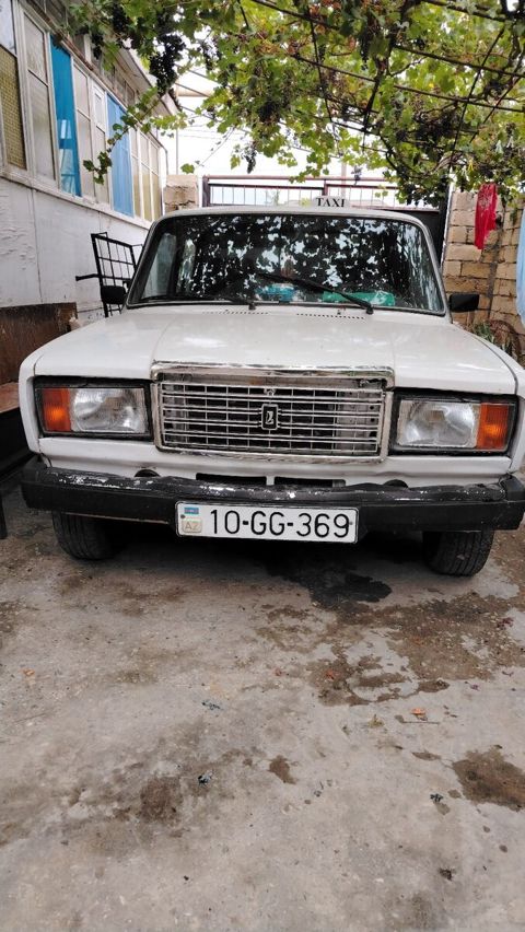 Lada (vaz) 2107, 2000 il — Şamaxı