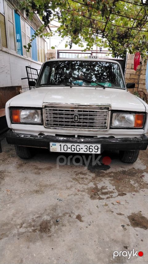 Lada (vaz) 2107, 2000 il — Şamaxı