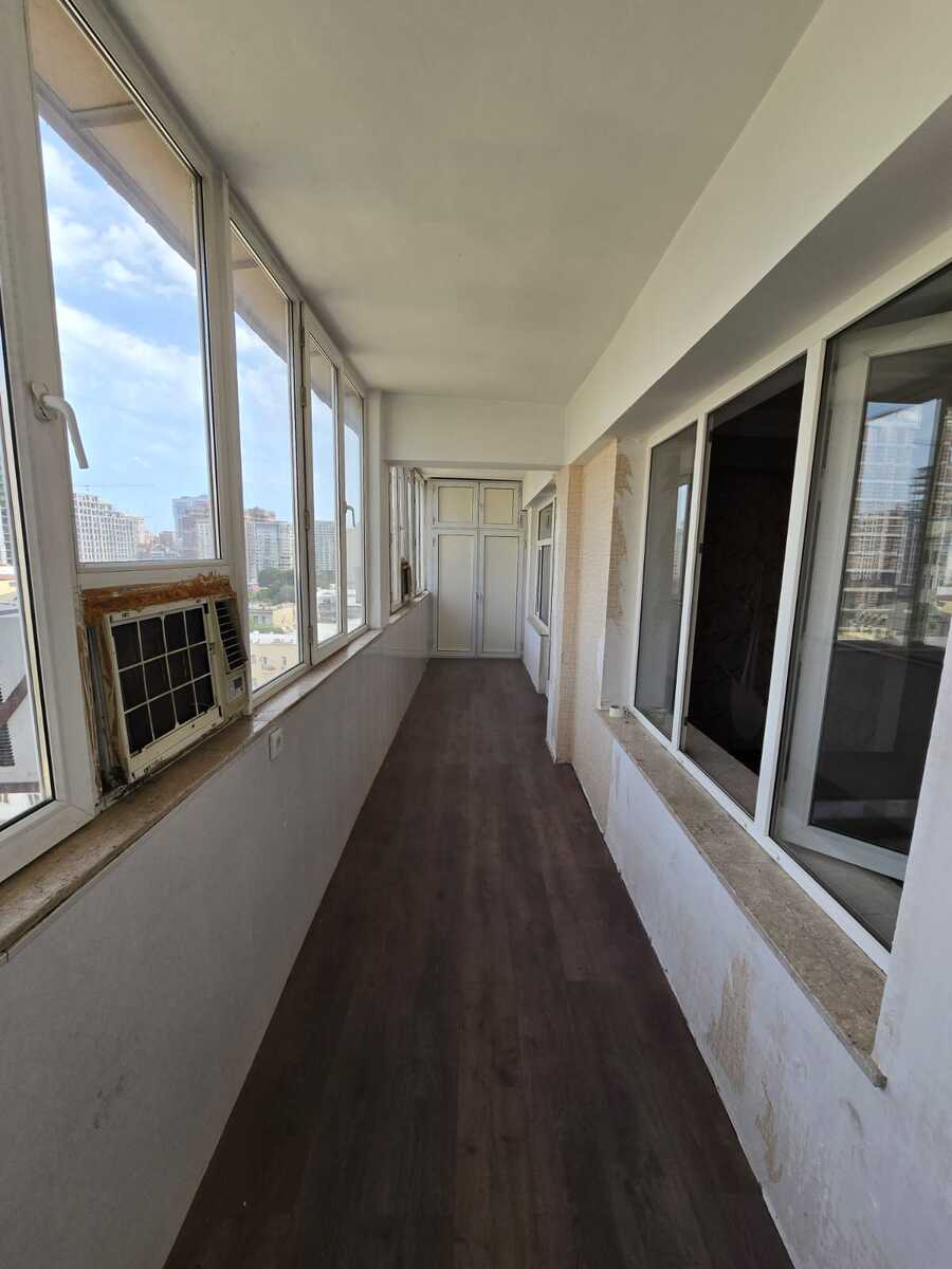 Satılır 5 otaqlı köhnə tikili 170 m² — Mənzil, Bakı (8)