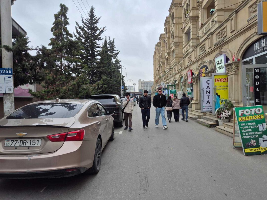 Satılır obyekt 320 m² — Əmlak, Bakı (8)
