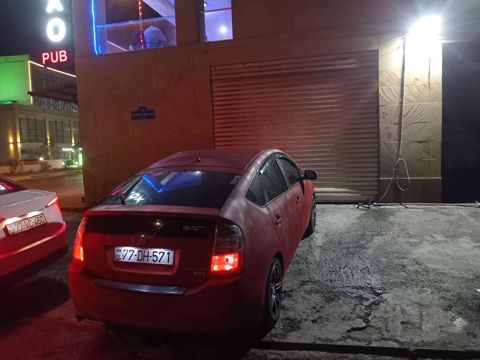 Toyota Prius, 2-ci nəsil liftback hibrid. - Kuzov: 5 qapılı liftback — Beyləqan