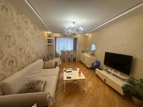 Satılır 3 otaqlı köhnə tikili 90 m² — Bakı