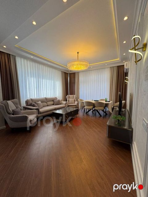 İcarəyə verilir 3 otaqlı yeni tikili 120 m²