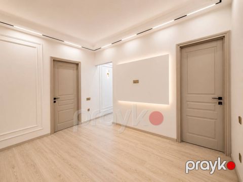 Satılır 3 otaqlı köhnə tikili 60 m²