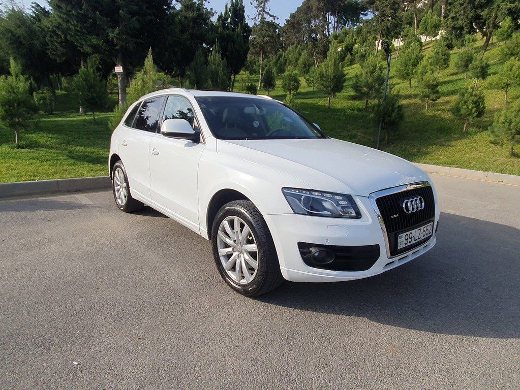 Audi Q5, 2.0 L, 2011 il, 247 970 km — Avtomobillər, Bakı (3)