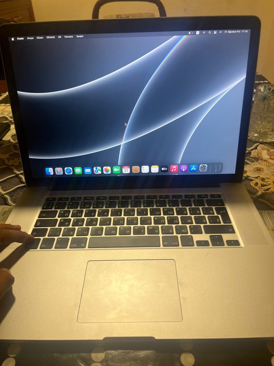 Apple Macbook Pro — Elektronika, Bərdə (8)