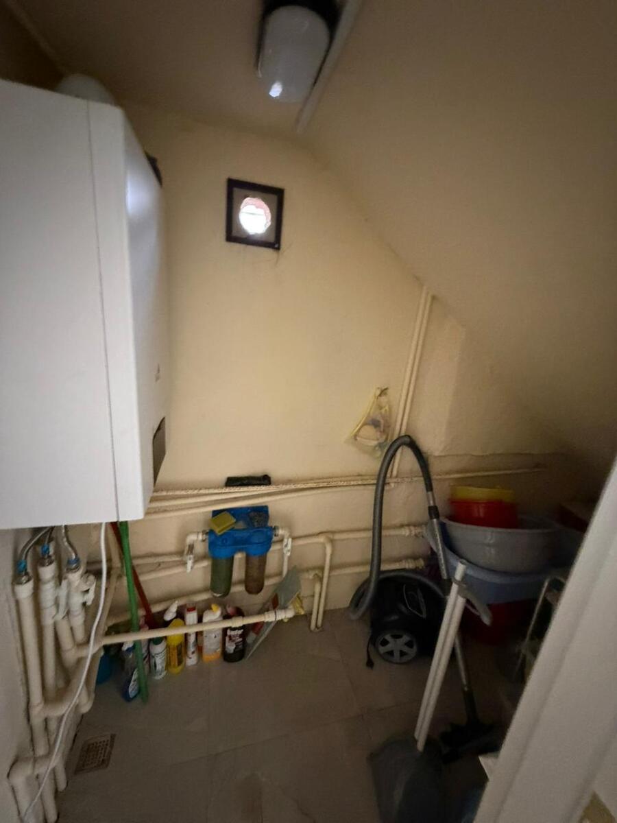 Satılır 4 otaqlı köhnə tikili 213 m² — Mənzil, Bakı (4)