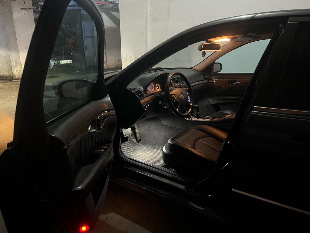 Mercedes E 320, 3.2 L, 2002 il, 265 000 km — Avtomobillər, Şəki (4)