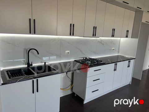 İcarəyə verilir 2 otaqlı yeni tikili 75 m²