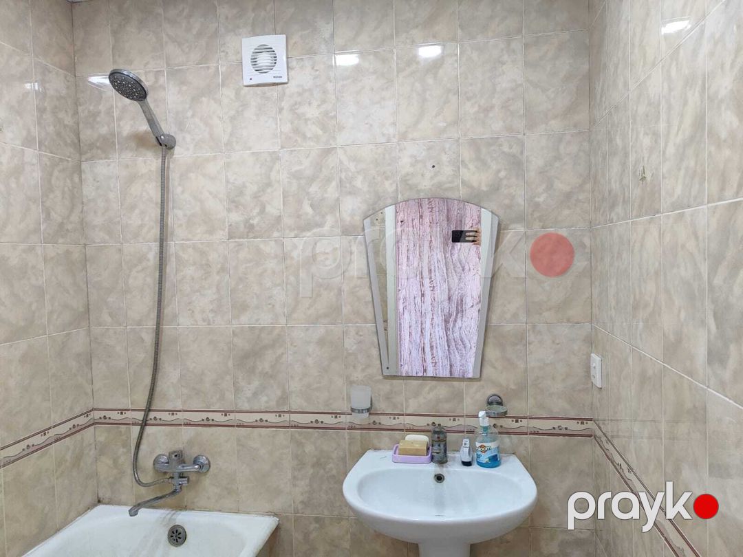 İcarəyə verilir 2 otaqlı köhnə tikili 65 m² — Mənzil, Bakı (9)