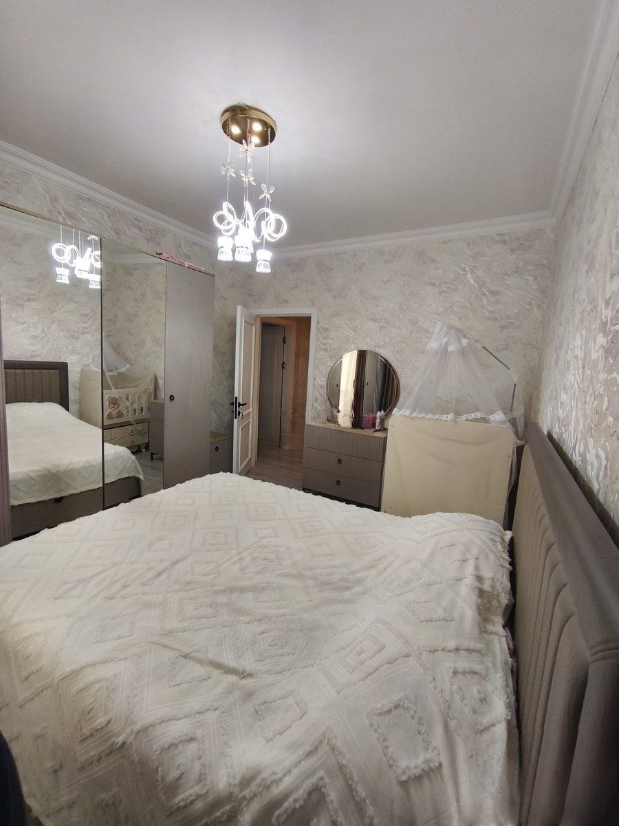 Satılır 2 otaqlı köhnə tikili 60 m² — Mənzil, Bakı (2)