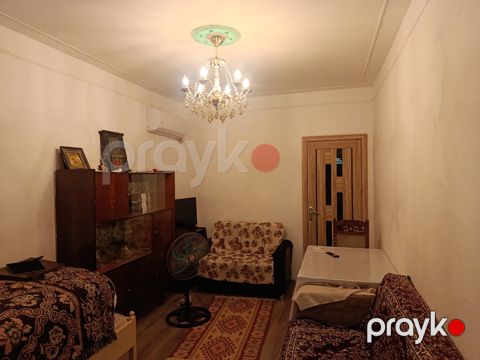 2-otaqlı mənzil, Nizami r., 45 m²