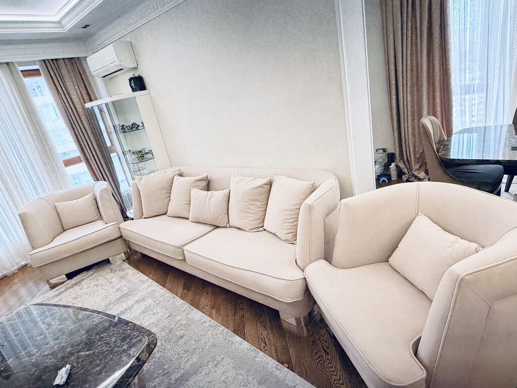 Bej rəngli yumşaq mebel dəsti - Komplekt: 3 nəfərlik divan + 2 ədəd — Mebel, Bakı (4)