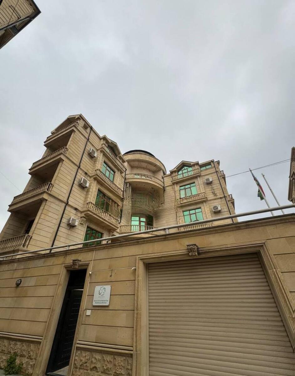 İcarəyə verilir 14 otaqlı həyət evi/bağ evi 900 m² — Ev, villa, Bakı (2)