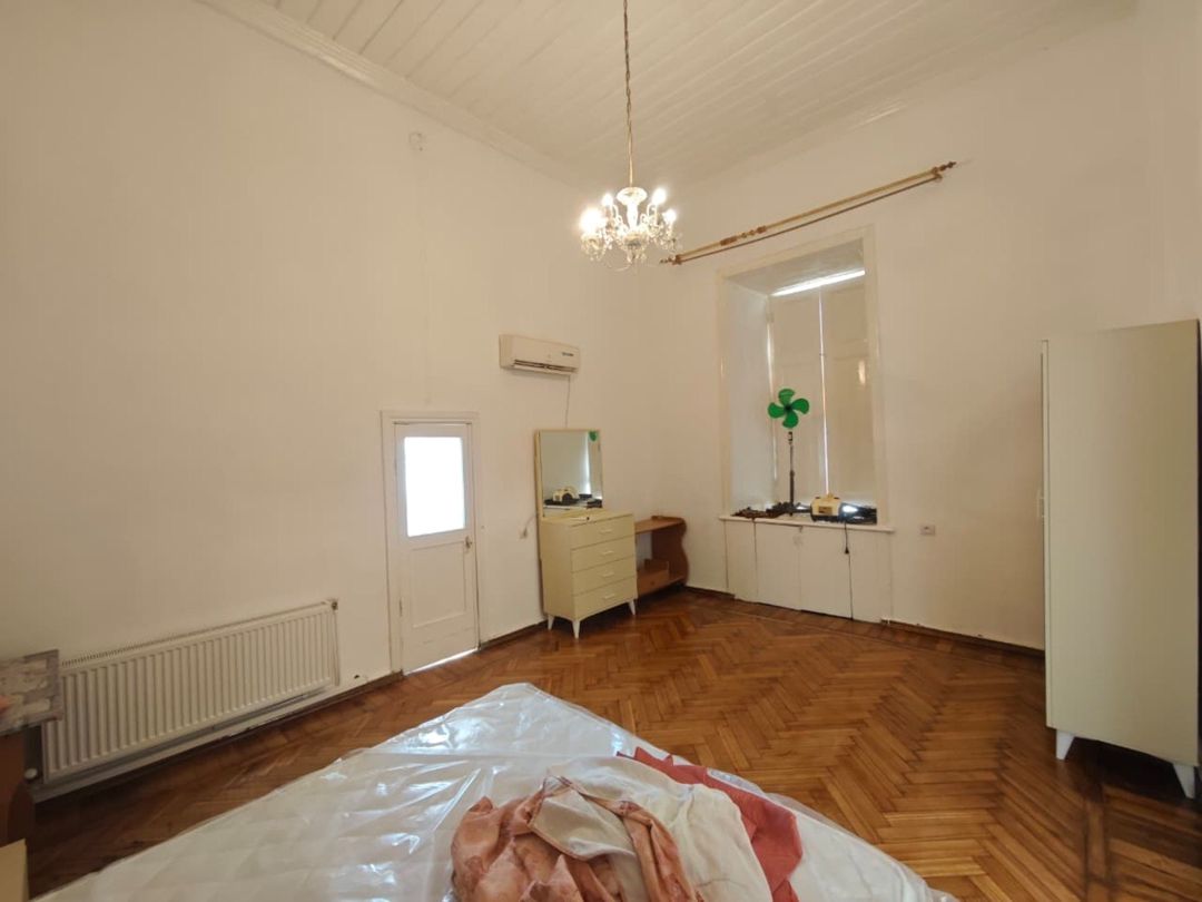 İcarəyə verilir 2 otaqlı köhnə tikili 90 m² — Mənzil, Bakı (8)