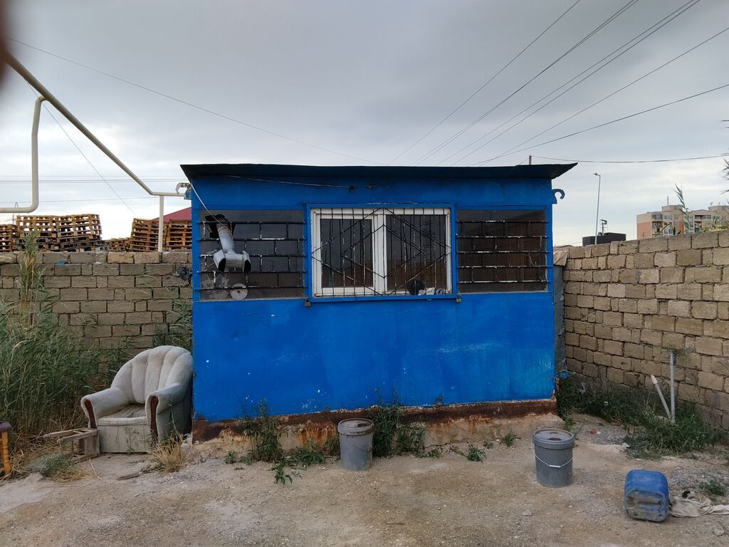 Metalkarkaslı kiçik konteyner/vaqon - Ölçü təxmini: 2.5 x 4 m (tek — Biznes və avadanlıq, Bakı (2)