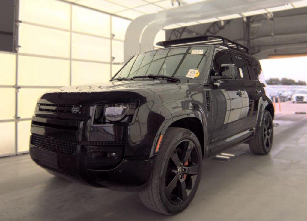 Land Rover Defender, 3.0 L, 2021 il, 81 000 km — Avtomobillər