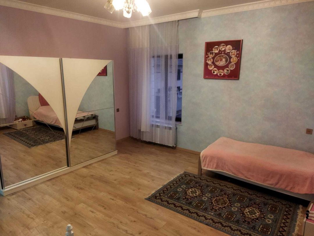 Satılır 10 otaqlı həyət evi/bağ evi 400 m² — Ev, villa, Bakı (9)