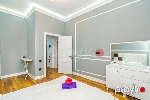 İcarəyə verilir 3 otaqlı köhnə tikili 88 m²