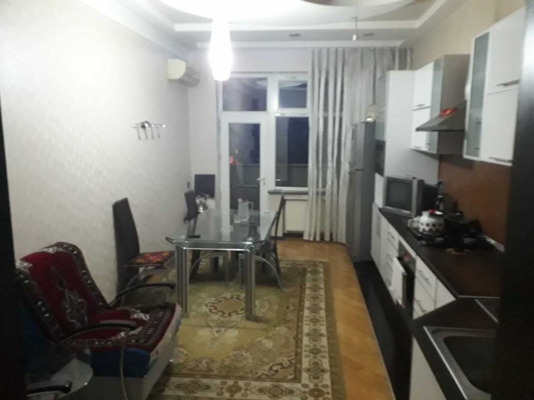 Satılır 5 otaqlı yeni tikili 286 m² — Mənzil, Bakı (8)