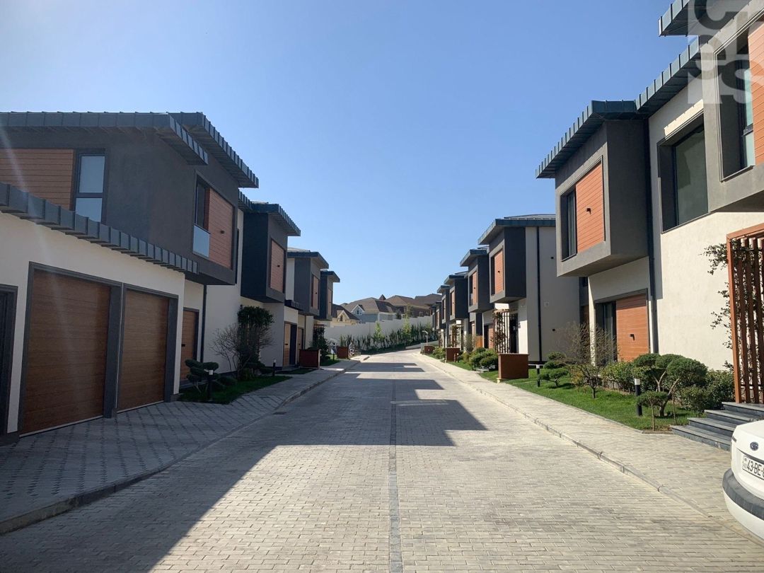 Satılır 5 otaqlı həyət evi/bağ evi 263 m² — Ev, villa, Bakı (12)
