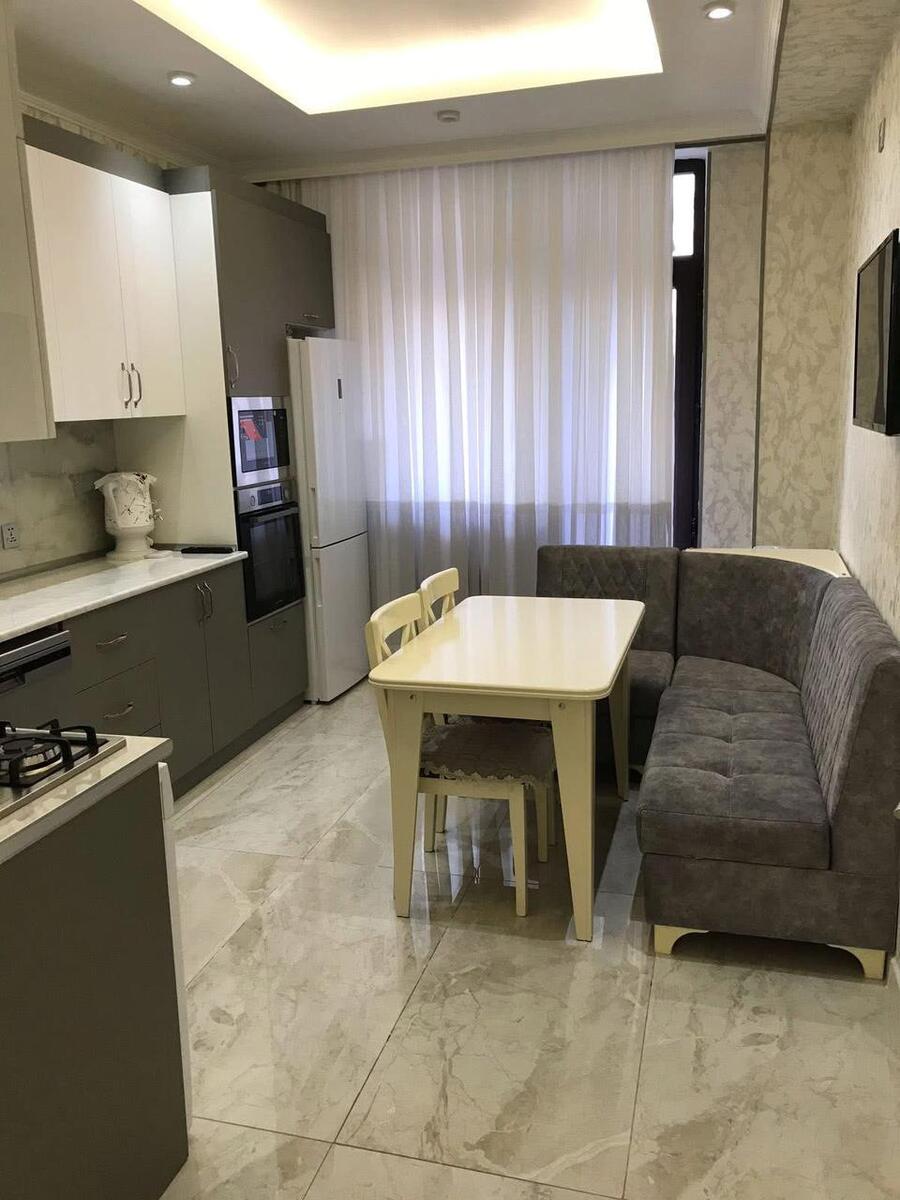 Satılır 2 otaqlı yeni tikili 100 m² — Mənzil, Bakı (6)