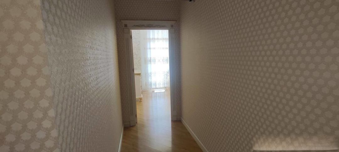 Satılır 2 otaqlı köhnə tikili 98 m² — Mənzil, Bakı (8)