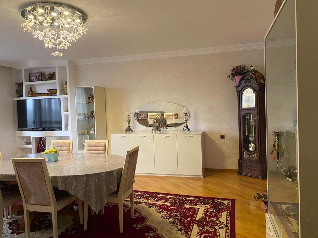Satılır 4 otaqlı köhnə tikili 116 m² — Mənzil, Bakı (4)