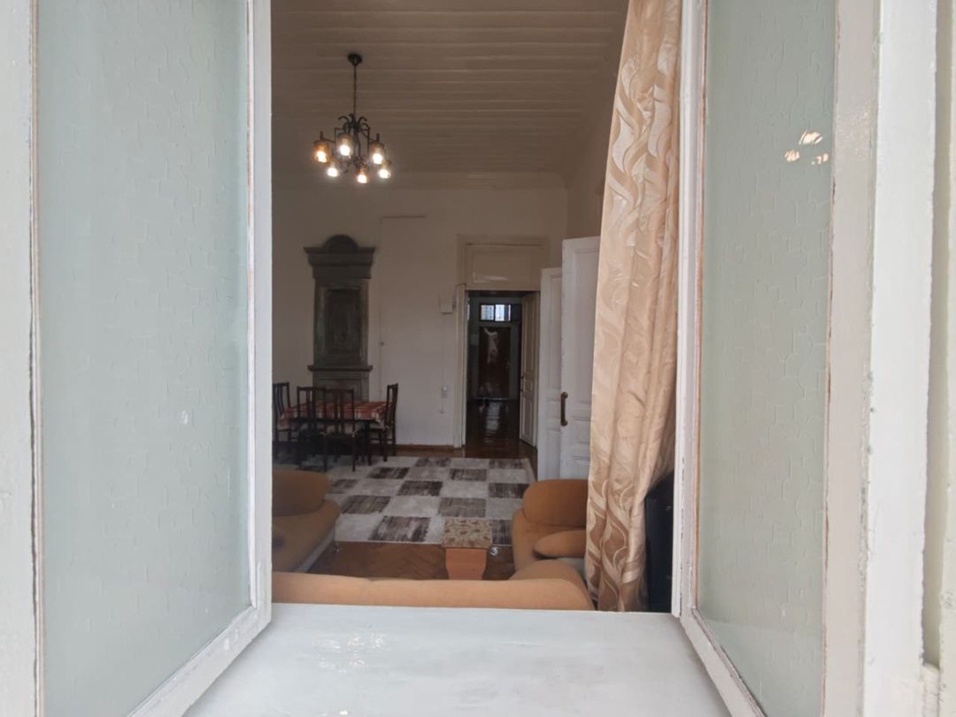 İcarəyə verilir 2 otaqlı köhnə tikili 90 m² — Mənzil, Bakı (5)
