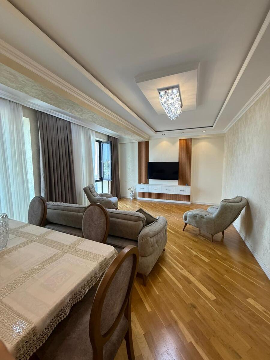 Satılır 4 otaqlı yeni tikili 146 m² — Mənzil, Bakı (3)