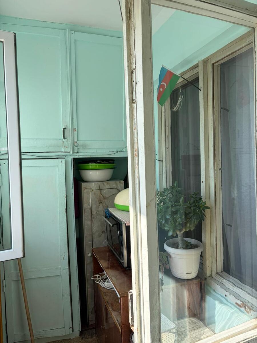 Satılır 2 otaqlı köhnə tikili 57 m² — Mənzil, Bakı (10)