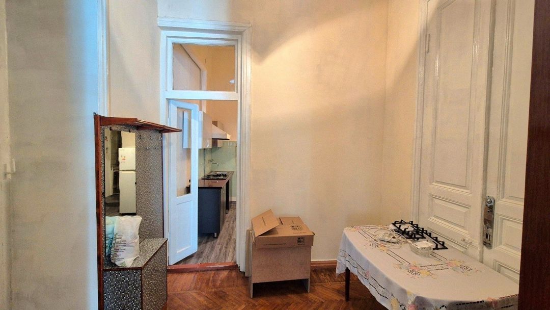 Satılır 2 otaqlı köhnə tikili 82 m² — Mənzil, Bakı (9)