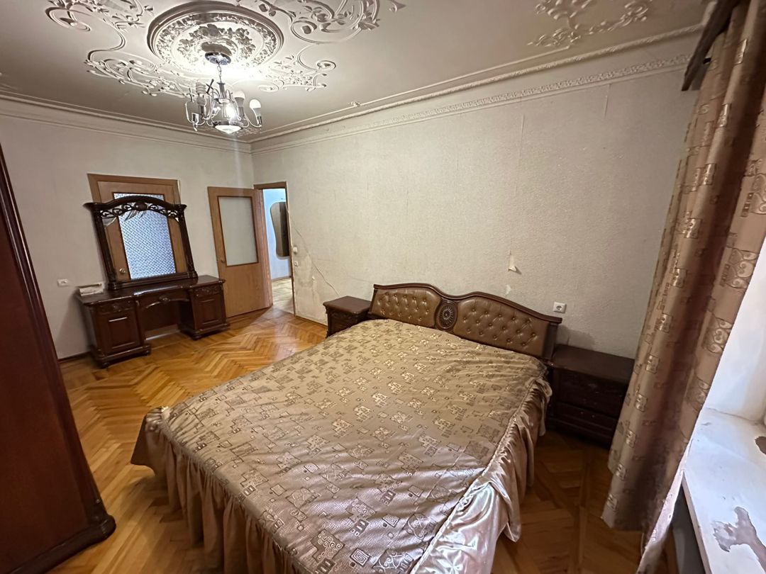 İcarəyə verilir 4 otaqlı köhnə tikili 90 m² — Mənzil, Bakı (7)