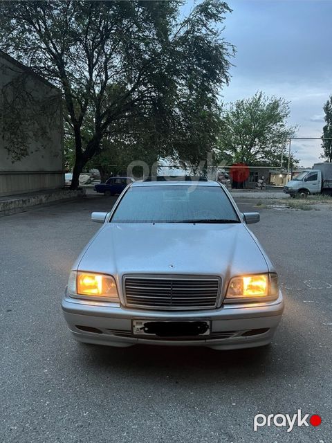 Mercedes C 200, 2.0 L, 1998 il, 270 392 km — Bakı