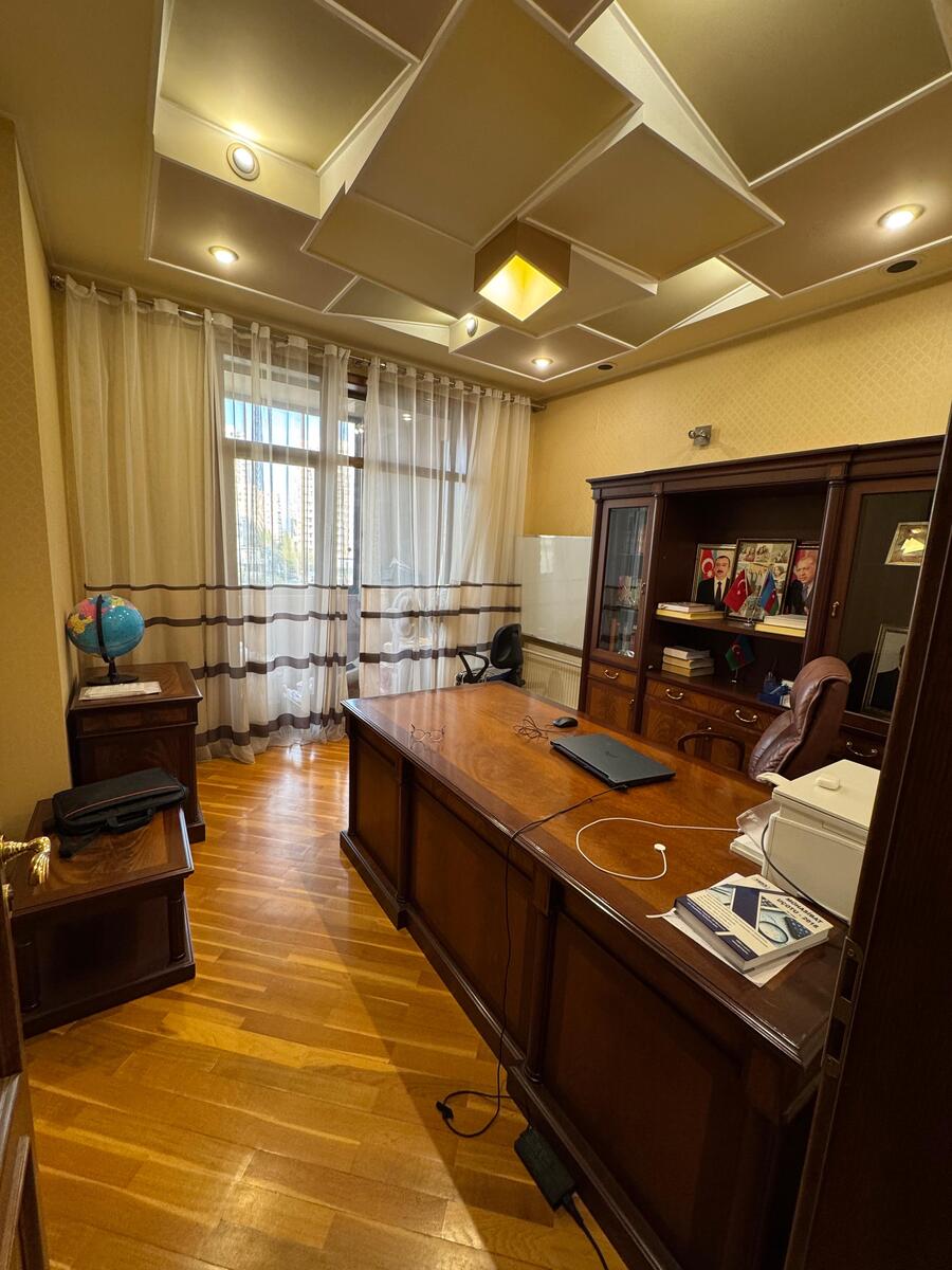 Satılır 5 otaqlı yeni tikili 245 m² — Mənzil, Bakı (6)