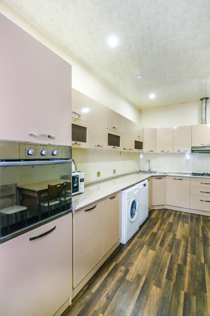 Satılır 5 otaqlı köhnə tikili 320 m² — Mənzil, Bakı (8)