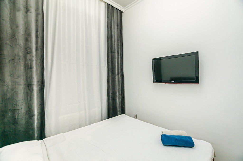 İcarəyə verilir 2 otaqlı köhnə tikili 60 m² — Mənzil, Bakı (7)