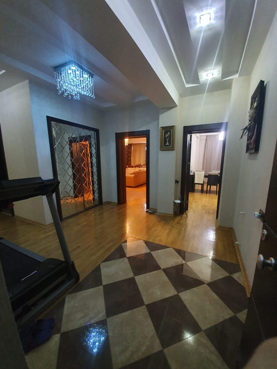 İcarəyə verilir 4 otaqlı yeni tikili 165 m² — Mənzil, Bakı (11)