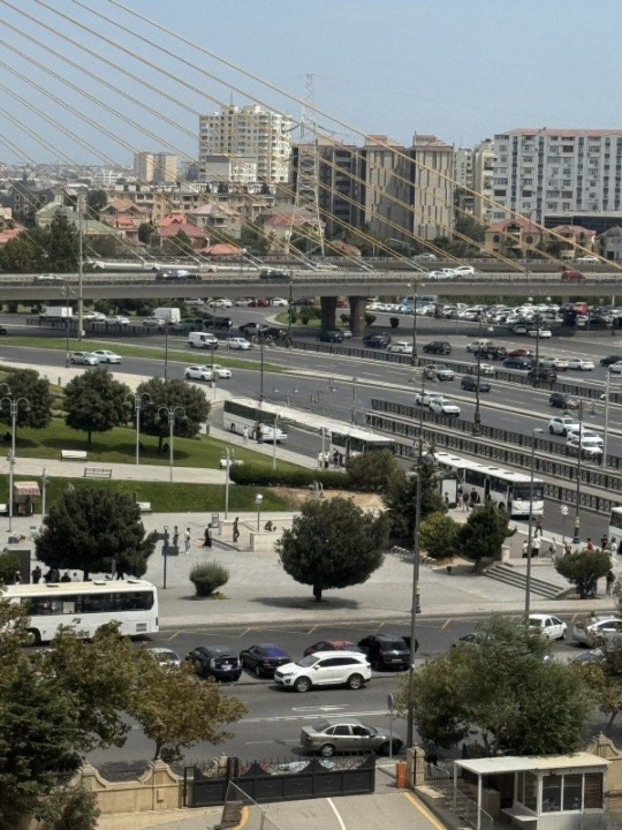 İcarəyə verilir 2 otaqlı yeni tikili 109 m² — Mənzil, Bakı (2)