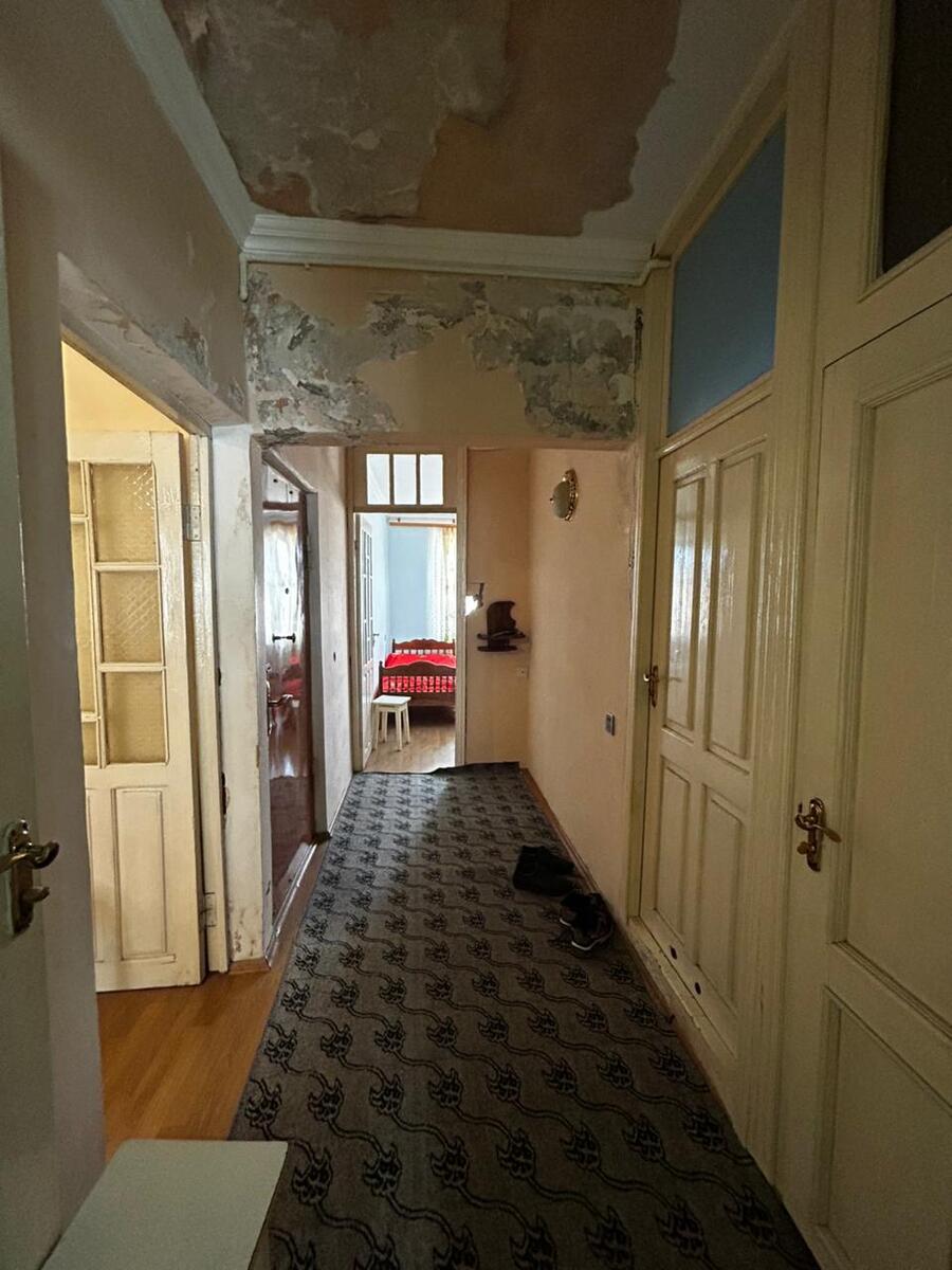 Satılır 2 otaqlı köhnə tikili 65 m² — Mənzil, Bakı (10)