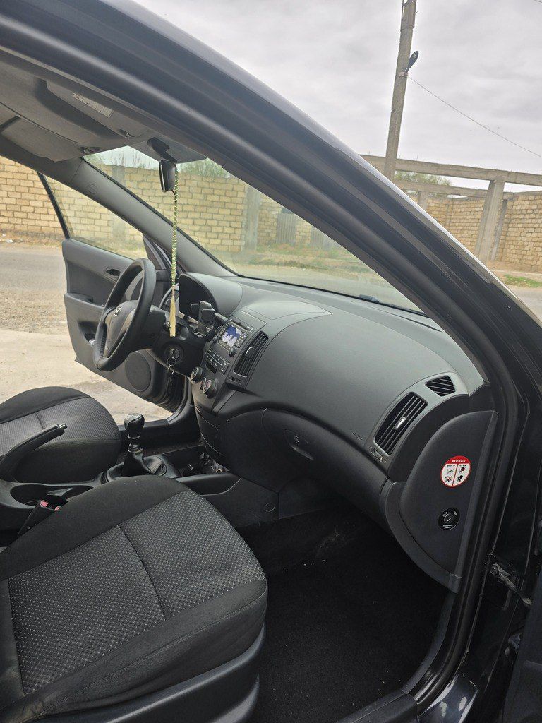 Hyundai i30, 1.4 L, 2009 il, 264 000 km — Avtomobillər, Biləsuvar (11)