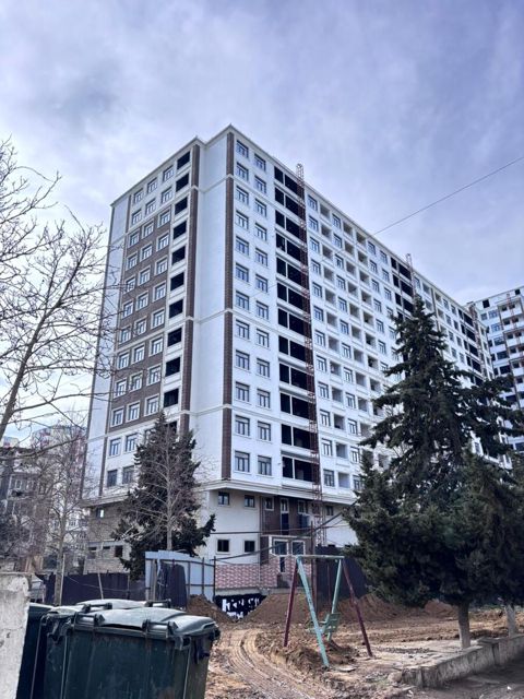 Satılır 4 otaqlı yeni tikili 110 m² — Bakı
